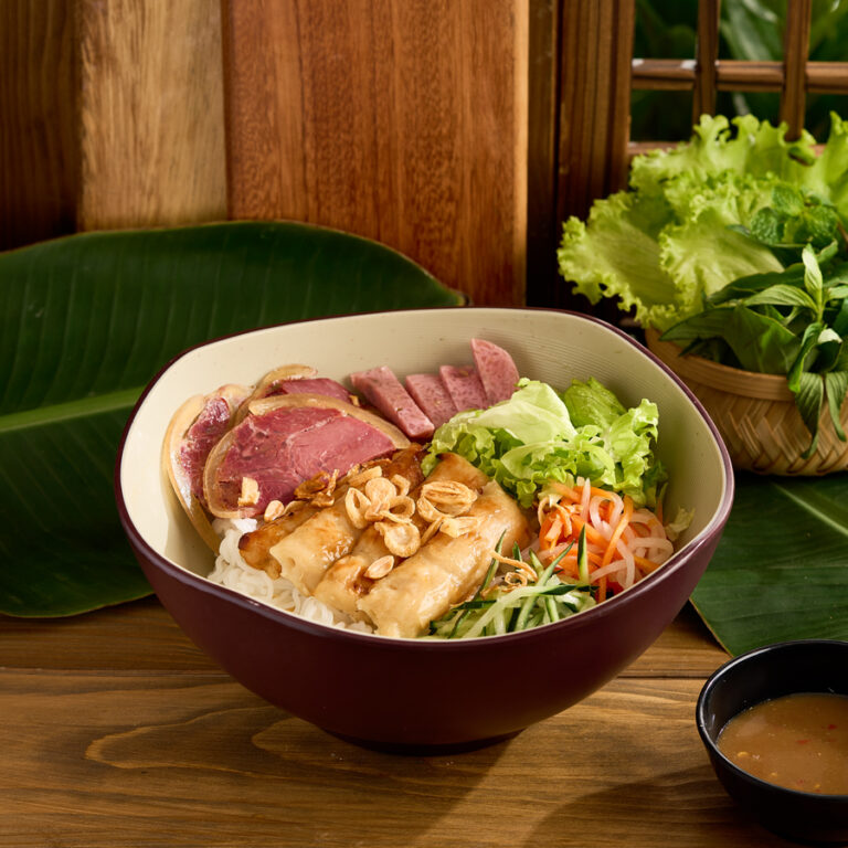 Bún-trộn-mắm-nêm-Nem-nướng-Dran